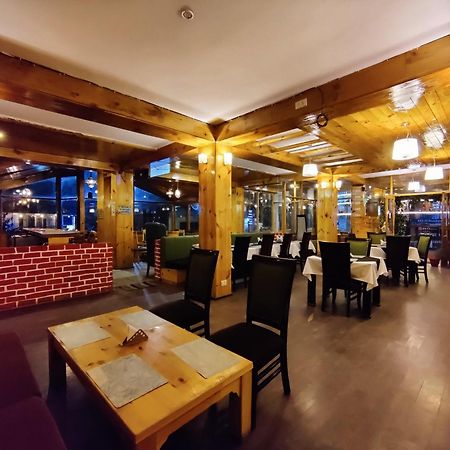 The Whispering Inn Resort And Bar Manāli Esterno foto