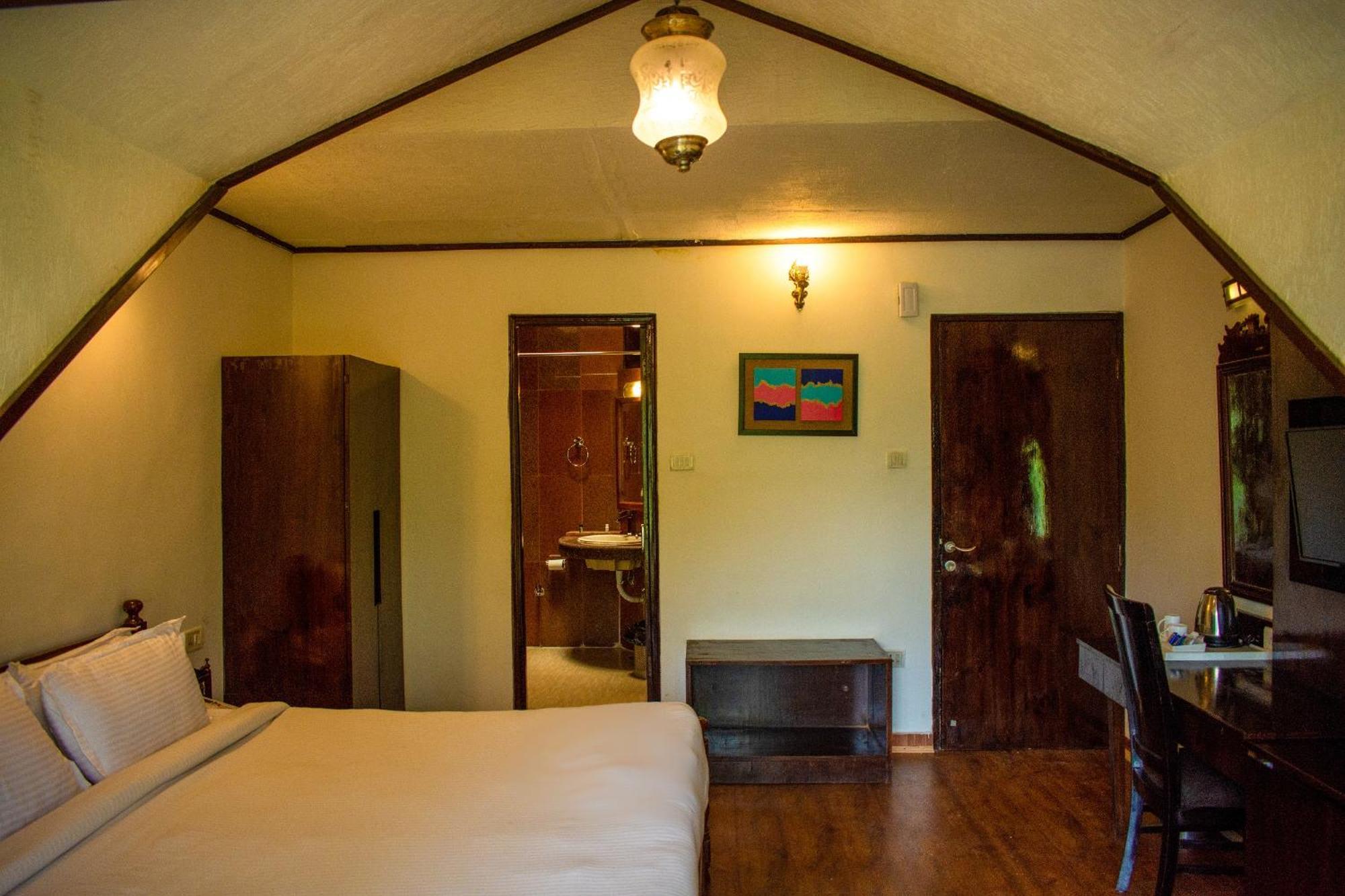 The Whispering Inn Resort And Bar Manāli Esterno foto