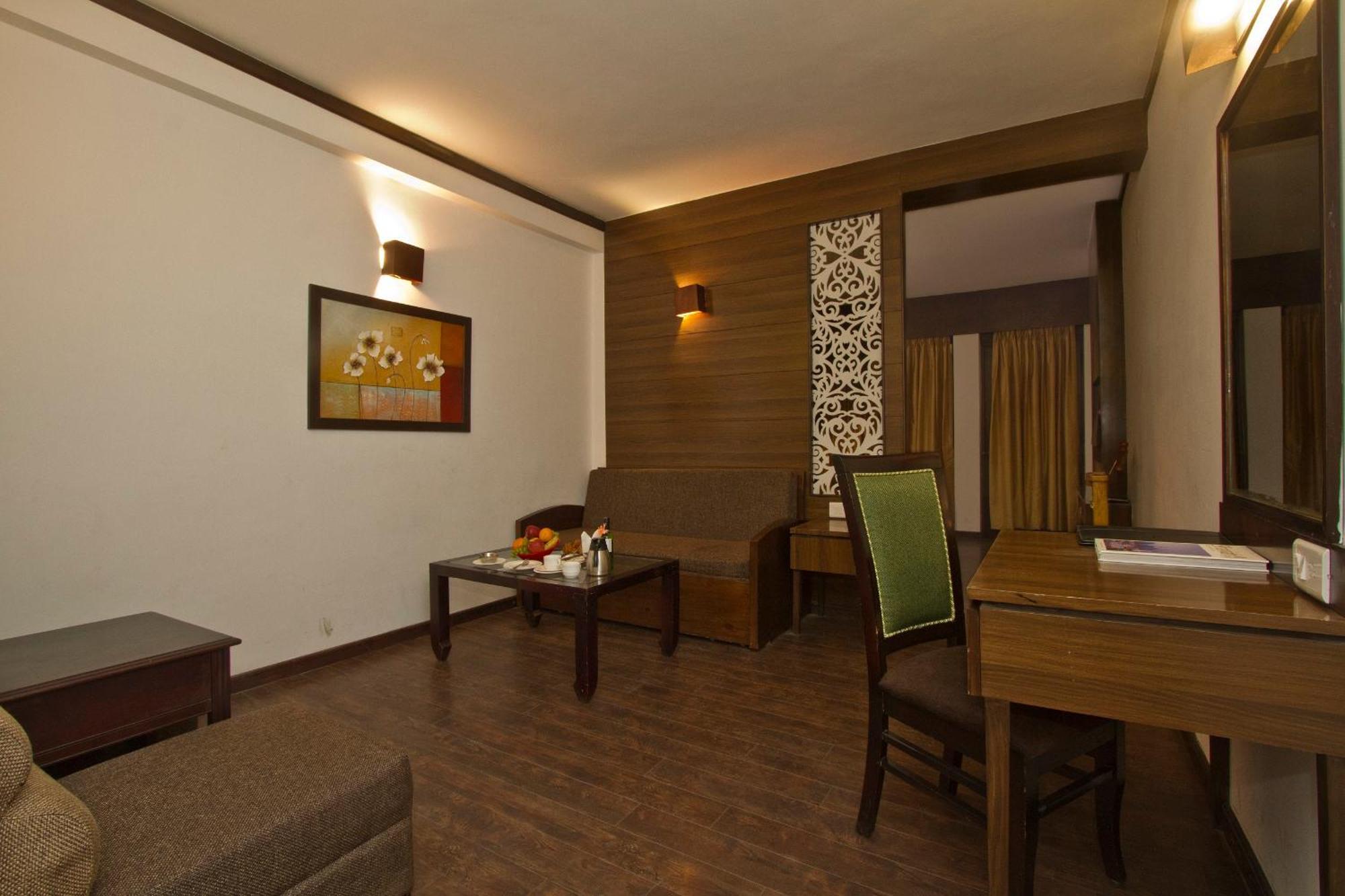 The Whispering Inn Resort And Bar Manāli Esterno foto